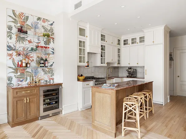 2109 Broadway APT 4126, New York, NY 10023