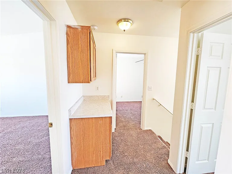 1080 S Karen Ct #3 — Photo 17