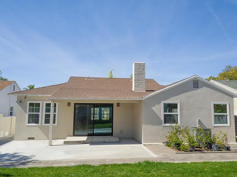 7016 McLennan Ave — Photo 24