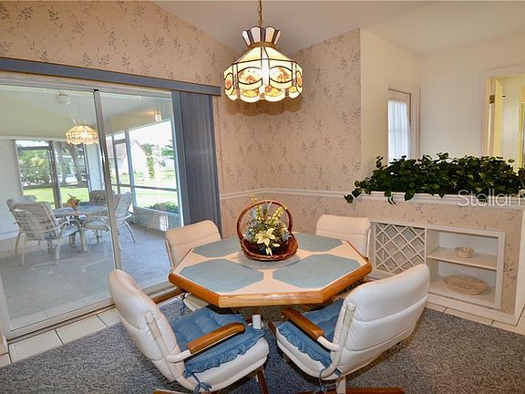 5th image of 2228 E Village Cir
