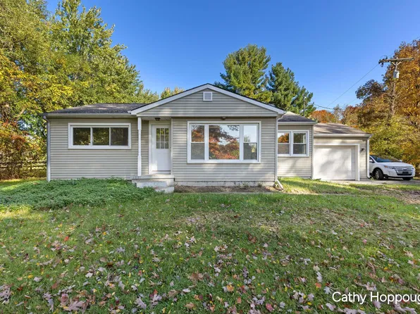 2794 W Bluewater Hwy, Ionia, MI 48846