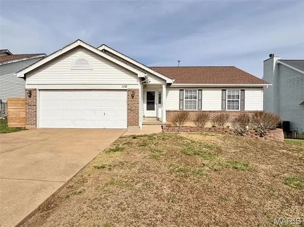 116 Hunters Green Ln, Eureka, MO 63025