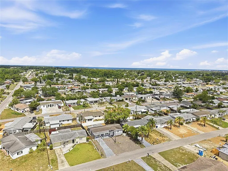 3301 Rosefield Dr — Photo 46