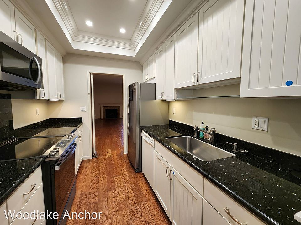 1st image of 1134 Shoreline Dr