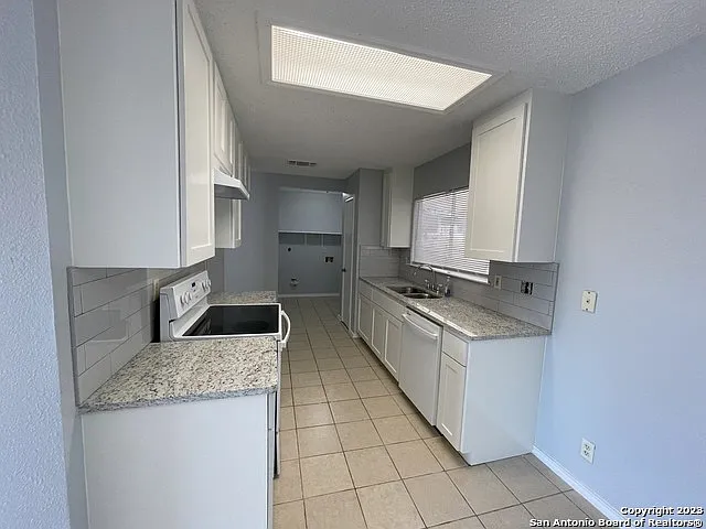 5938 Hidden Glade — Photo 9