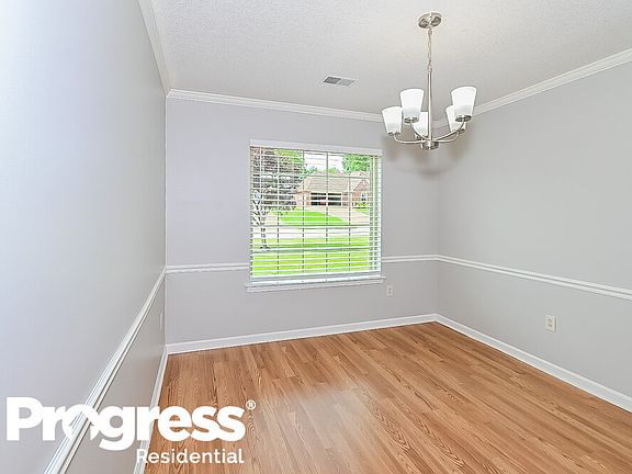 5th image of 1936 Pecan Meadows Dr