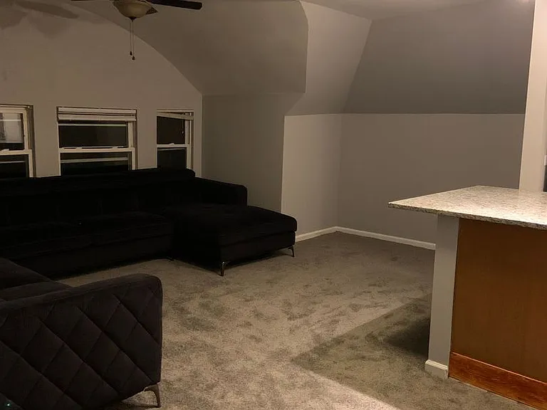 7147 S Princeton Ave — Photo 8