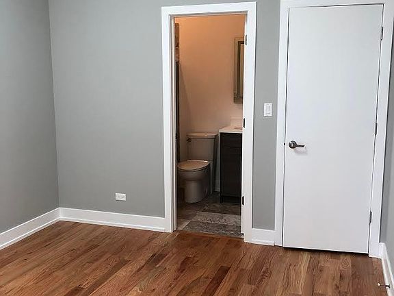 4th image of 1355 N Milwaukee Ave #K2