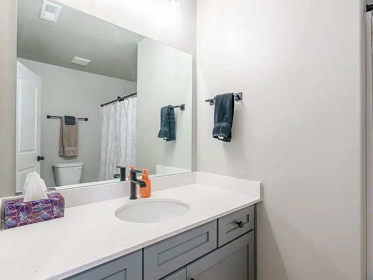 712 N Banner Dr — Photo 23