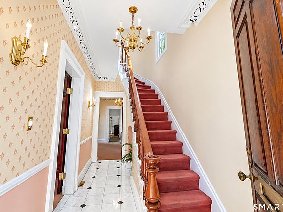 3rd image of 445 Orange Street