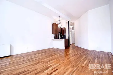 Rented by Urbane Brokerage