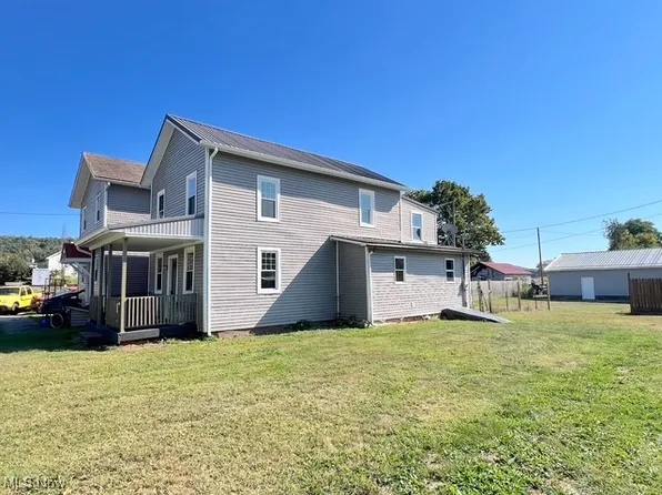 207 S Saint Clairsville Rd, Port Washington, OH 43837