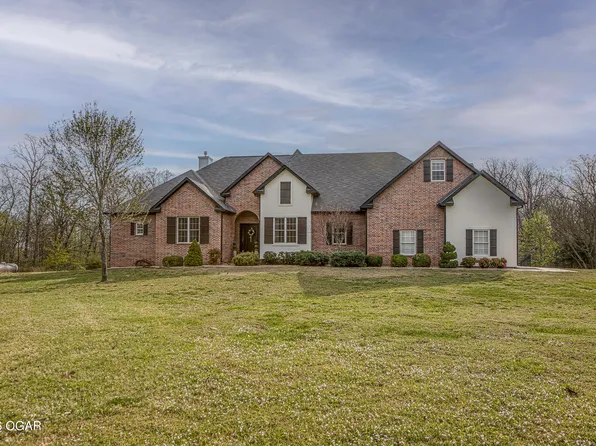 10368 Southridge Dr, Joplin, MO 64804