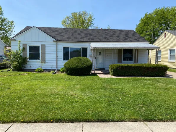 26095 Normandy St, Roseville, MI 48066