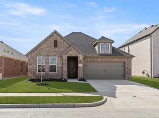 1236 Redcoat Dr, Forney, TX 75126