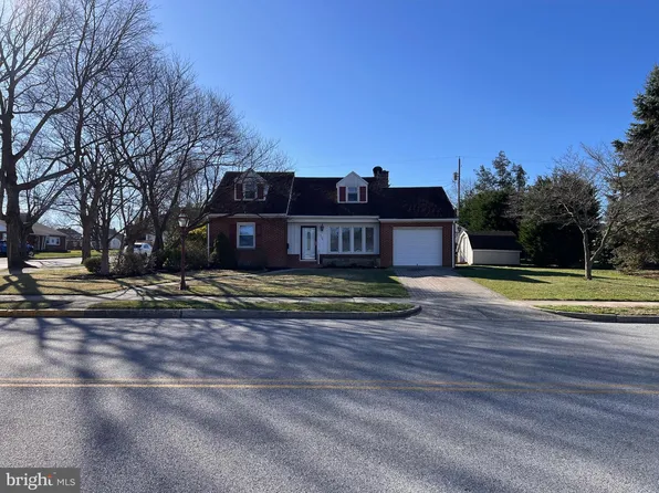 450 Glenwyn Dr, Littlestown, PA 17340