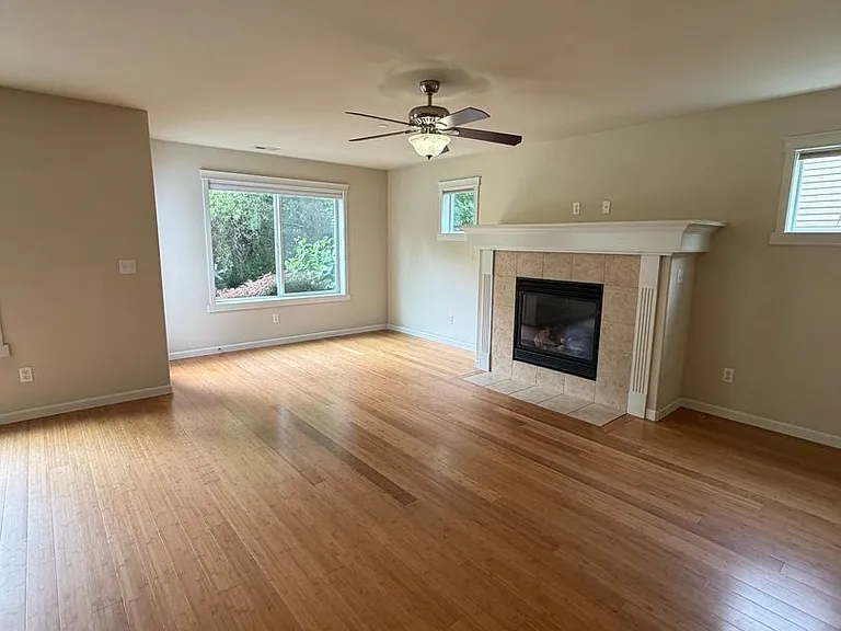 1319 Foreman Rd — Photo 6