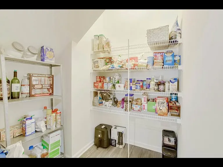 243 Weeping Cypress Dr — Photo 7