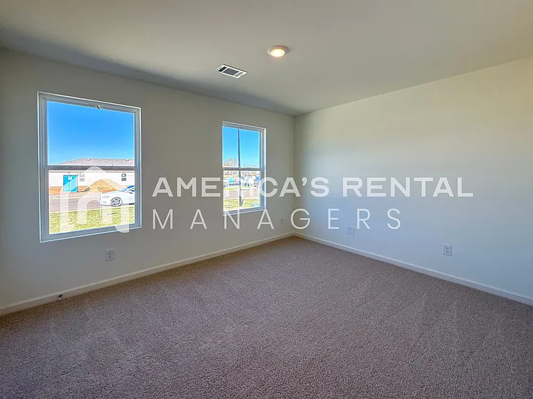 14332 Firefly Ln — Photo 11
