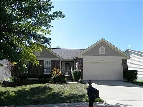329 Summit Heights Ct photo 1