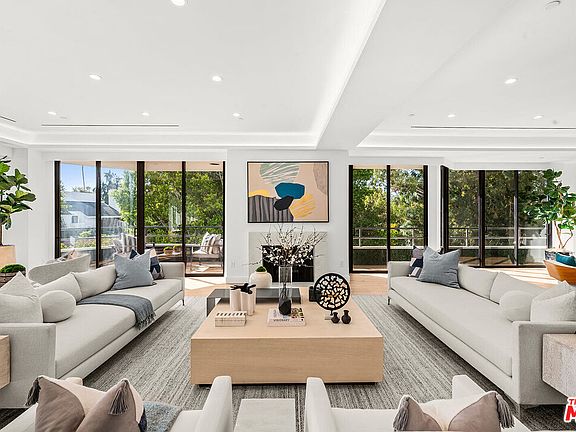 5th image of 10601 Wilshire Blvd APT 504