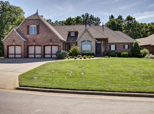 1470 E Wilder Dr, Springfield, MO 65804