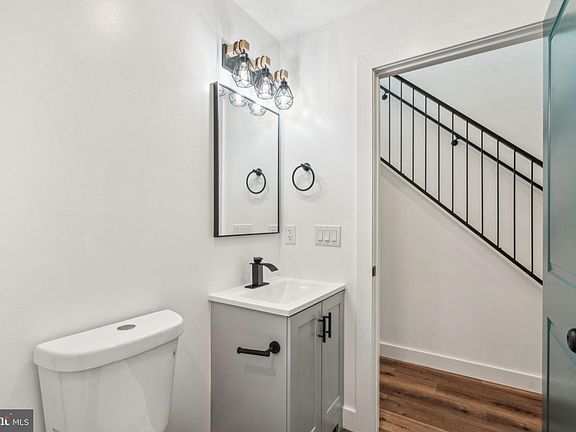 4th image of 2630 N 11th St #3