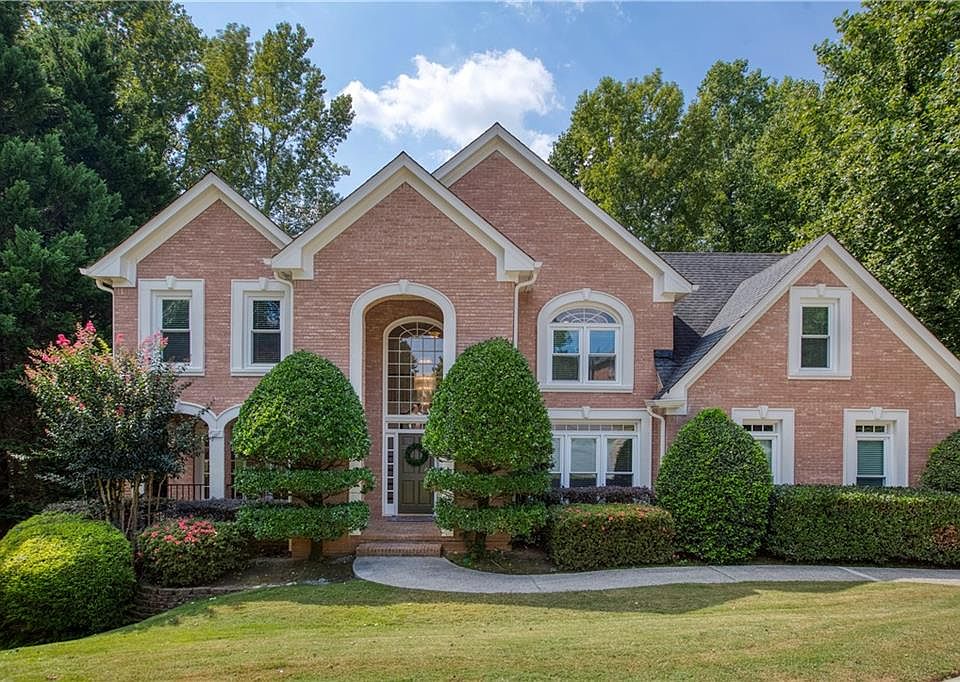 1st image of 320 Park Brooke Way
