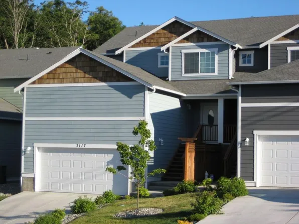 2117 19th St, Anacortes, WA 98221