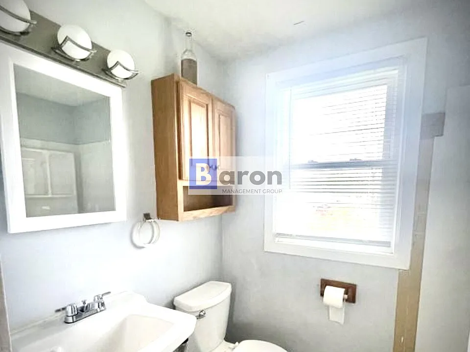 4434 Huron Cir