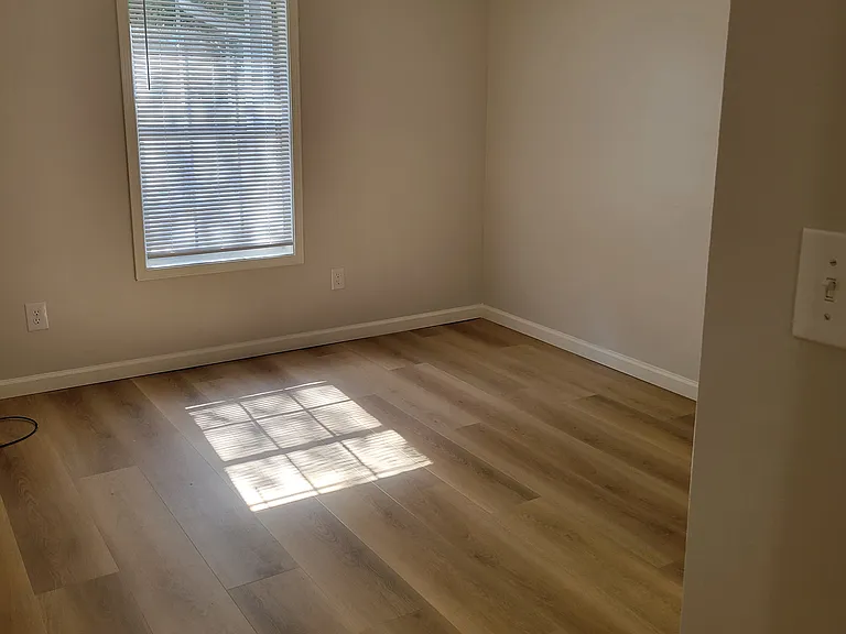 805 Vicksburg Pl — Photo 10