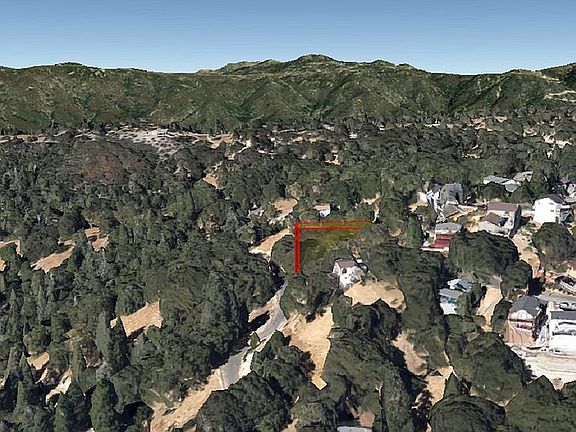2nd image of 202 Delle Dr