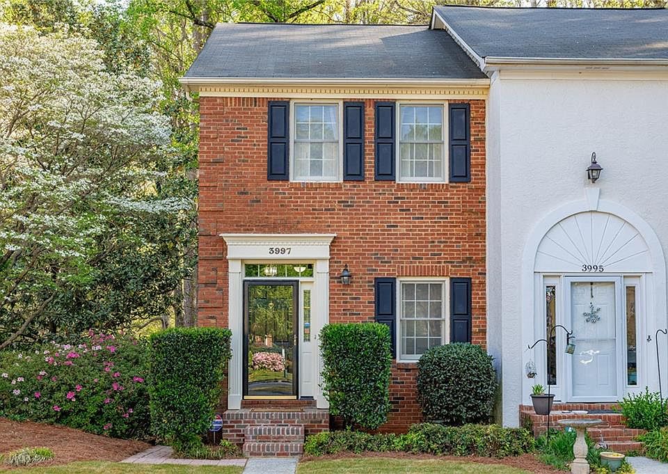 1st image of 3997 Elm St