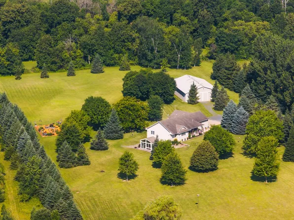 25294 Redwing Ave, Shafer, MN 55074