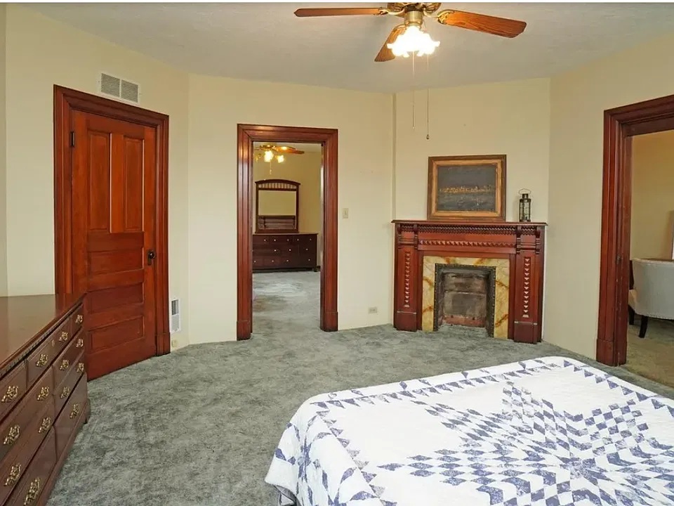 142 W North Bend Rd #2
