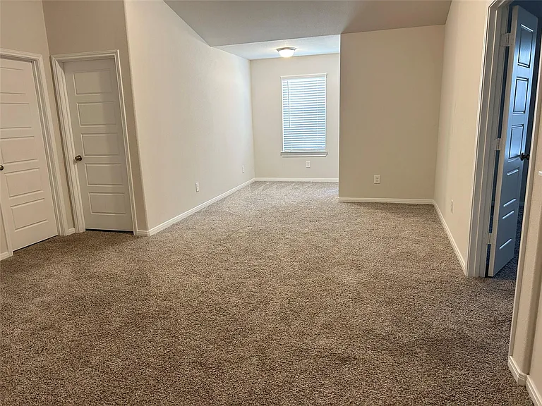 4326 Pale Fox Ln — Photo 22