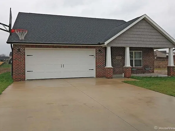 357 Tradition Dr, Cape Girardeau, MO 63701