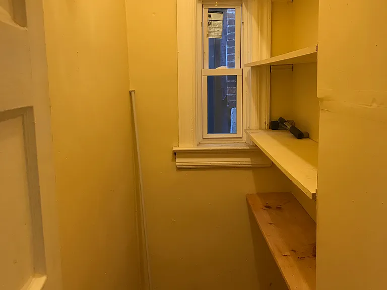 40 Gardner Ave #2 — Photo 12
