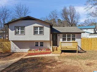 5200 Hickory Dr, Pinson, AL 35126