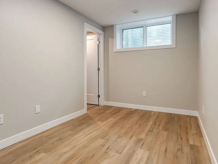 11323 122nd St NW — Photo 15