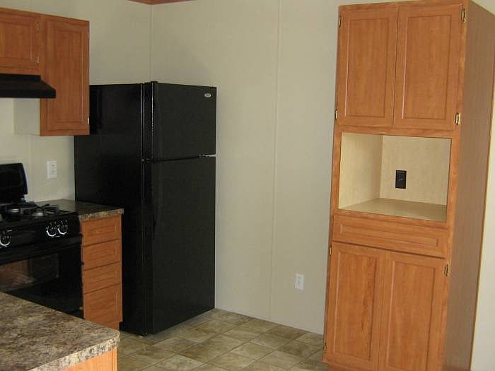 Kitchen (2)