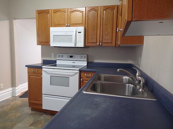 2nd image of 705 E 2nd Ave