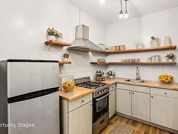 5th image of 1805 E Indian School Rd APT 2