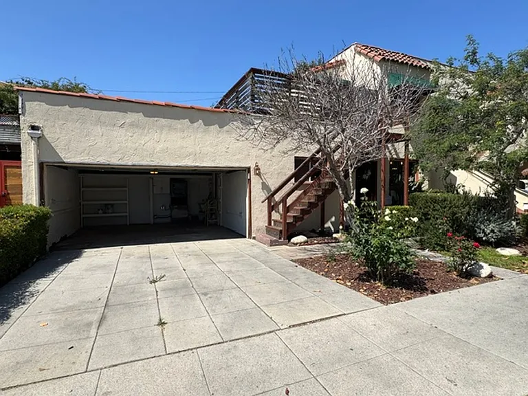 Eucalyptus 2501 & 25th St 455 — Photo 30