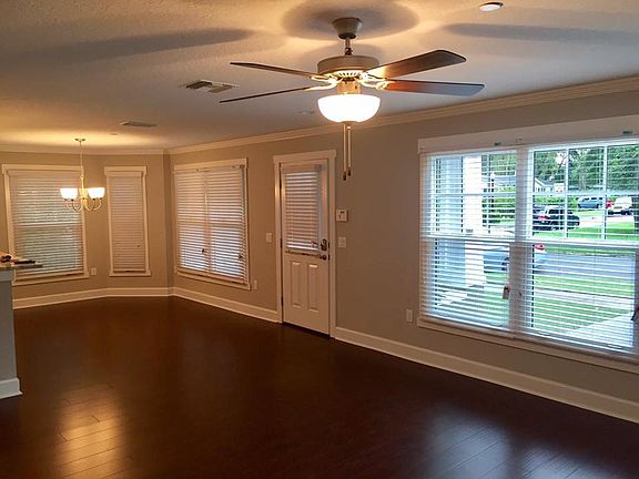 3rd image of 1061 N Tennessee Ave #1061