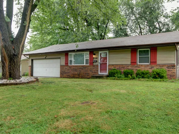 1445 E Wayland Street, Springfield, MO 65804