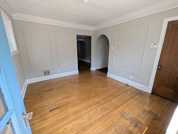 4th image of 5301-5303 Pernod Ave #5303-A
