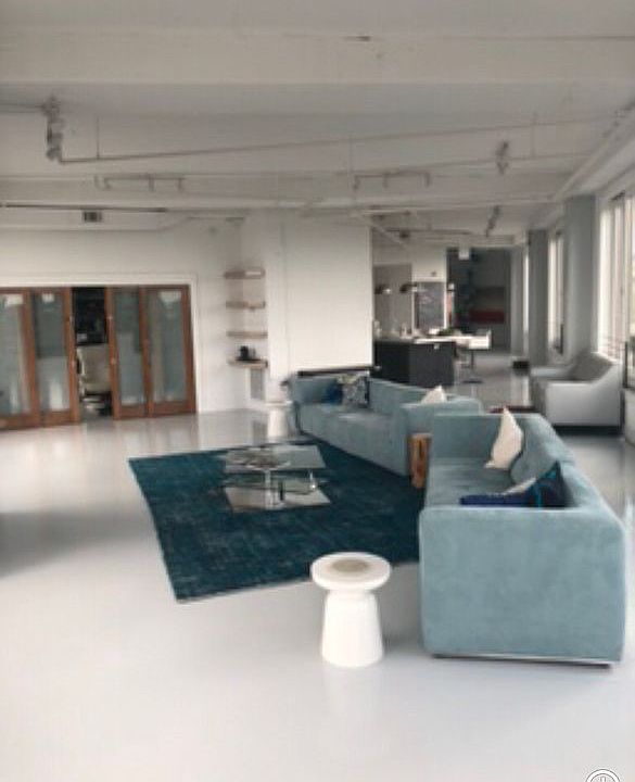 2nd image of 333 Nelson St SW Unit 400