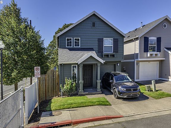 2nd image of 593 SW 207th Ave