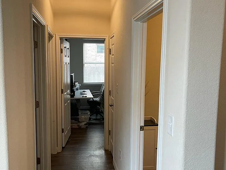 160 Earl Keen St — Photo 6
